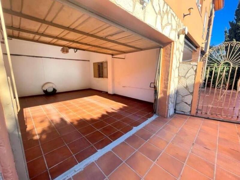 7 bedroom Villa for sale