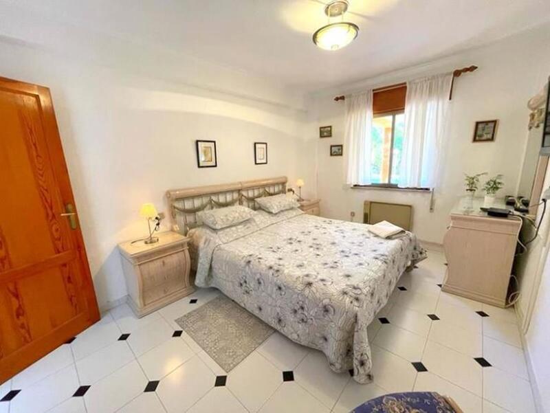 7 bedroom Villa for sale