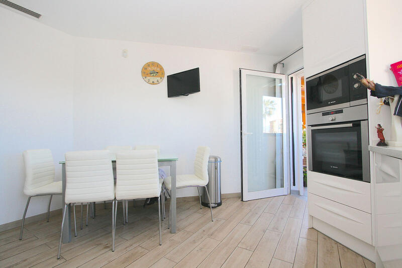 4 bedroom Townhouse for sale