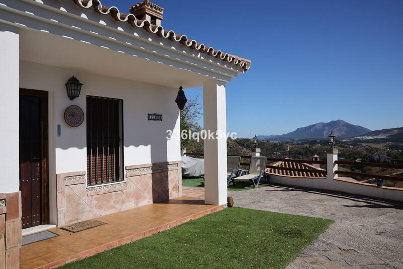 2 bedroom Country House for sale