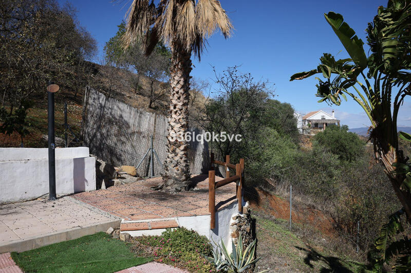 2 bedroom Country House for sale