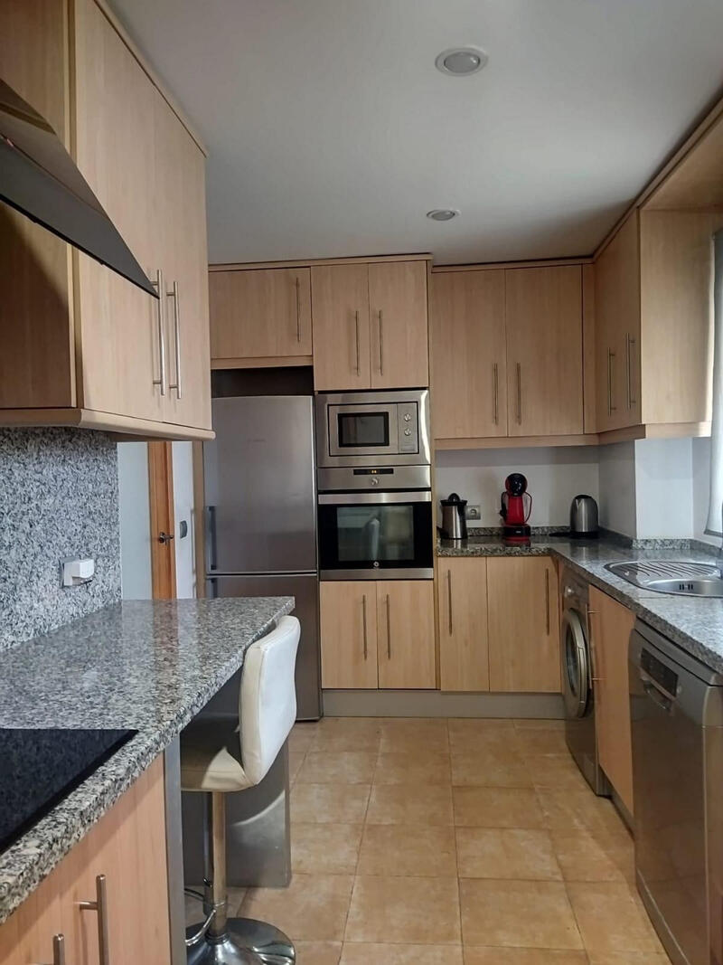 3 bedroom Apartment for sale