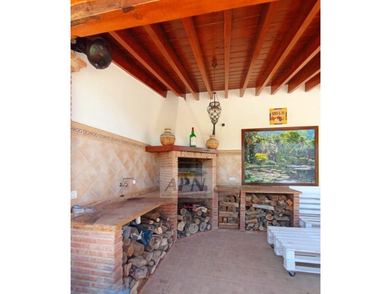 3 bedroom Country House for sale