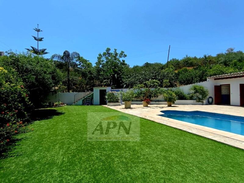 3 bedroom Country House for sale