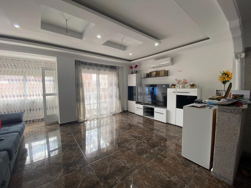 4 bedroom Apartment for sale