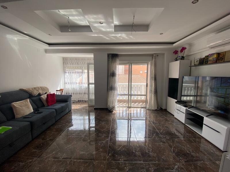 4 bedroom Apartment for sale