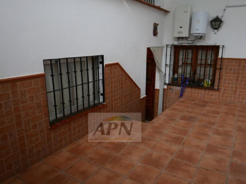 3 bedroom Townhouse for sale