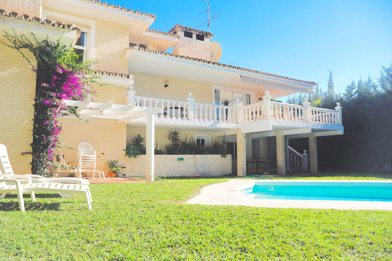 5 bedroom Villa for sale