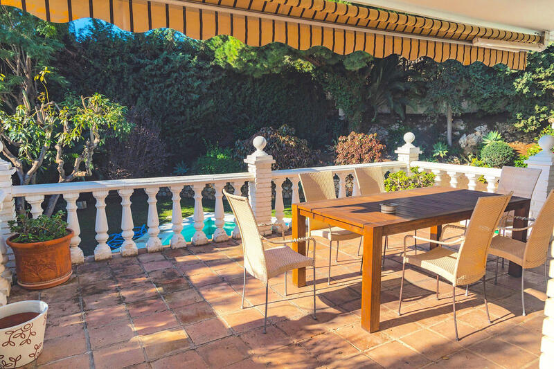 5 bedroom Villa for sale