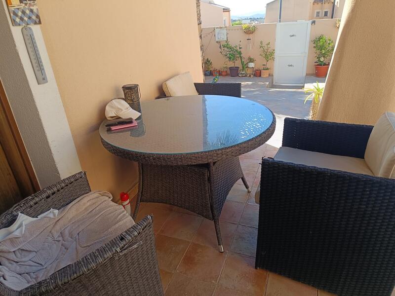 2 bedroom Townhouse for sale