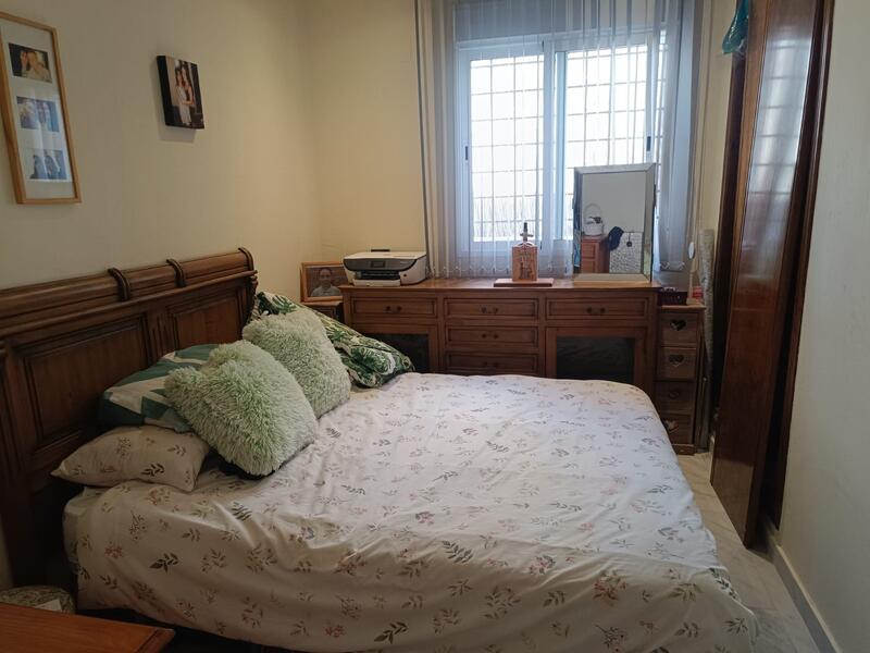 2 bedroom Townhouse for sale