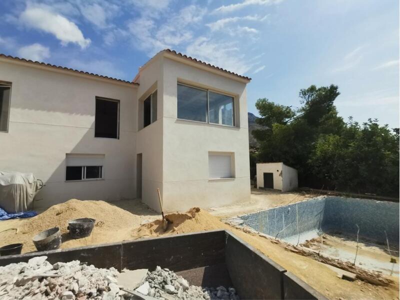4 bedroom Villa for sale