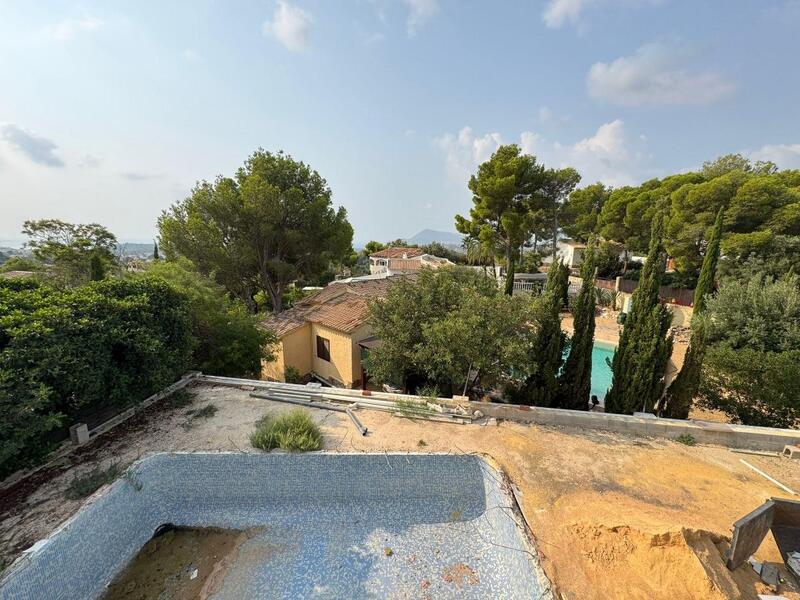 4 bedroom Villa for sale