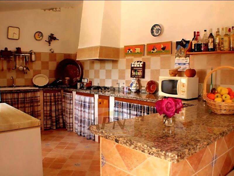 4 bedroom Country House for sale
