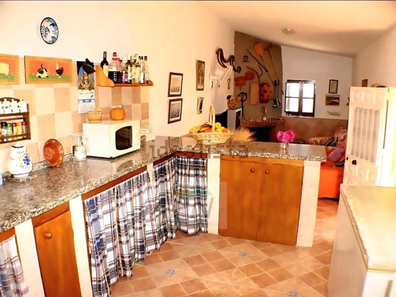4 bedroom Country House for sale