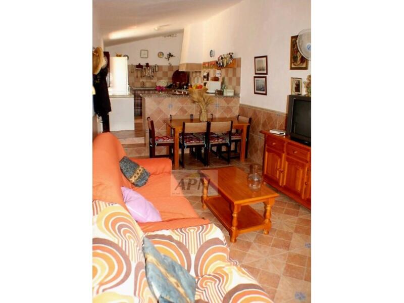 4 bedroom Country House for sale