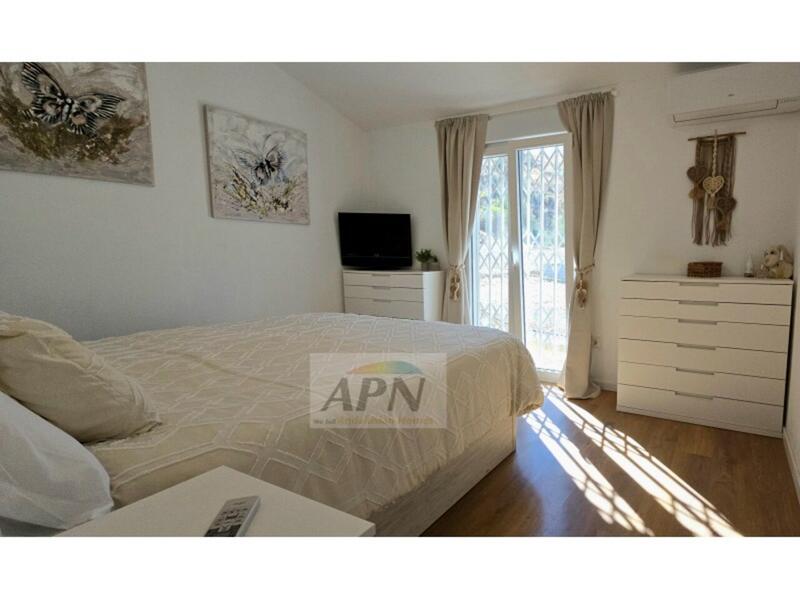 2 Cuarto Casa de Campo en venta