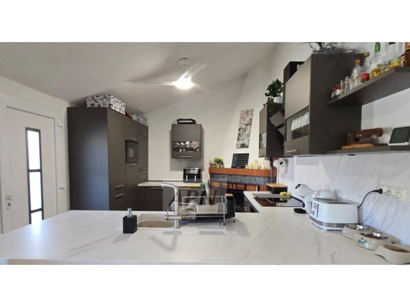 2 Cuarto Casa de Campo en venta