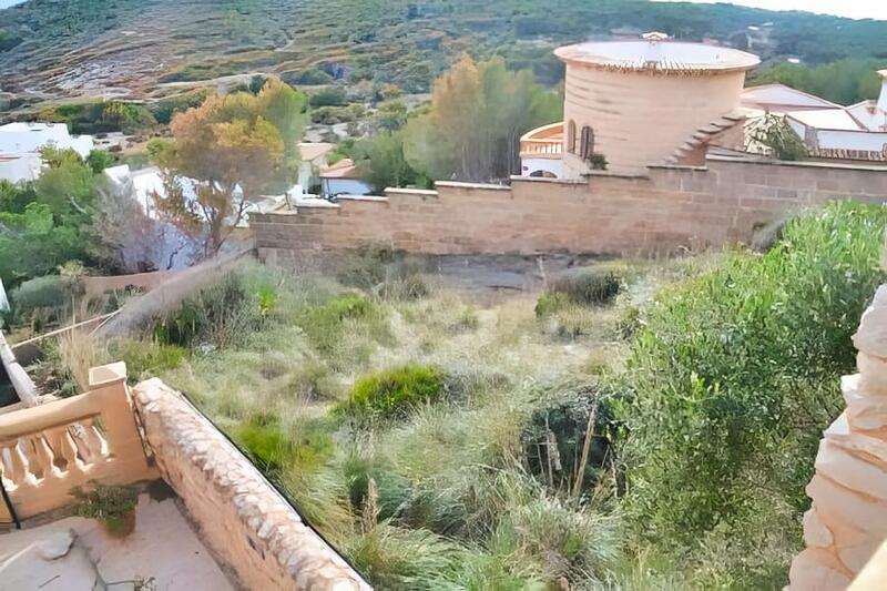 Villa for sale