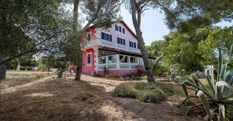 4 bedroom Villa for sale