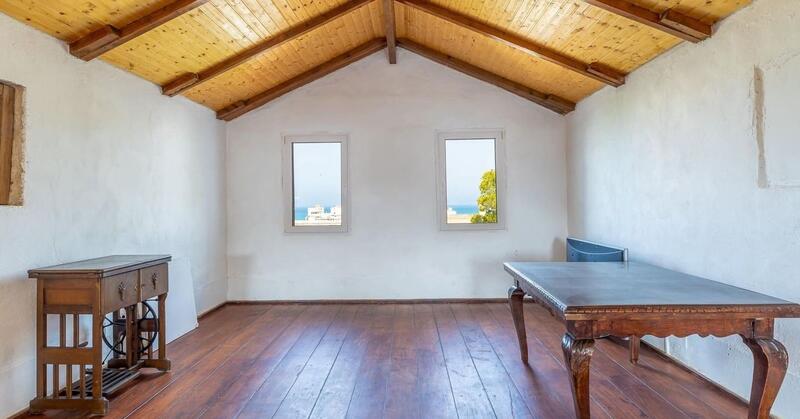 4 bedroom Apartment for sale