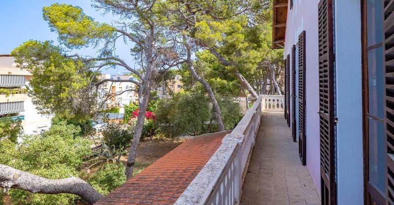4 bedroom Apartment for sale