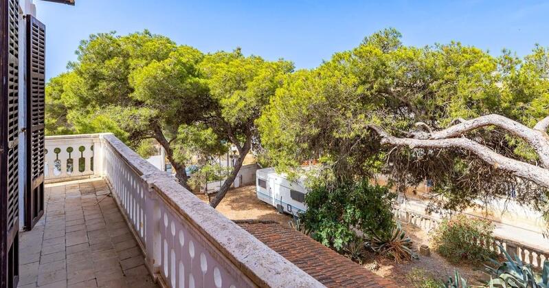 4 bedroom Apartment for sale