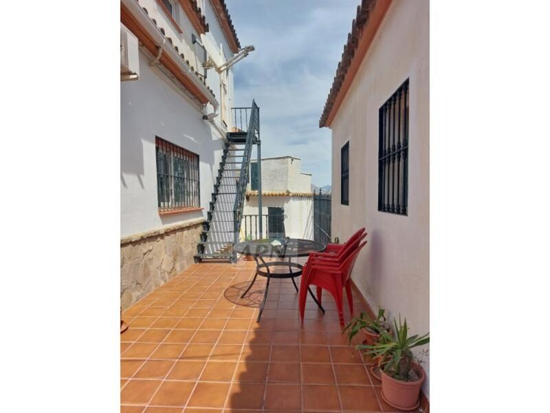 4 bedroom Country House for sale