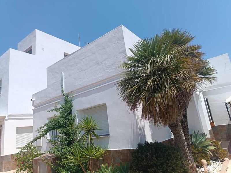 7 Cuarto Villa en venta