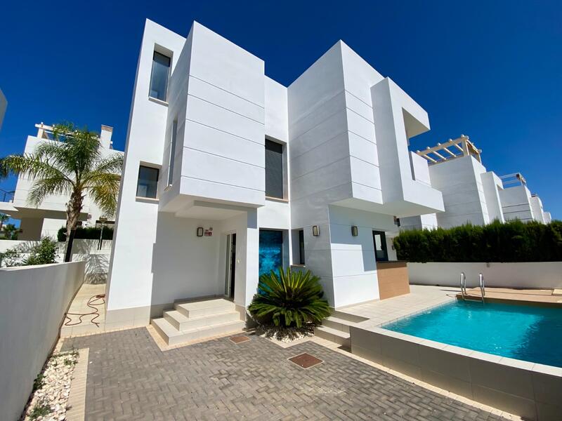 3 bedroom Villa for sale