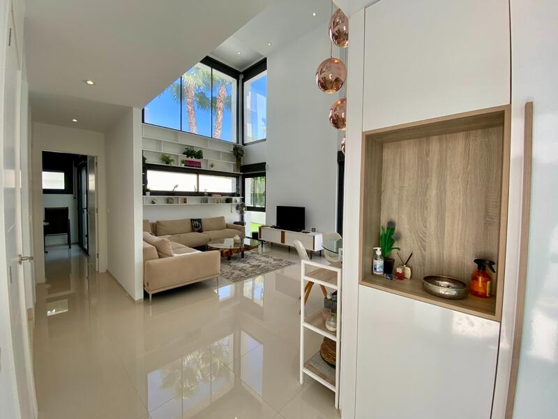 3 bedroom Villa for sale
