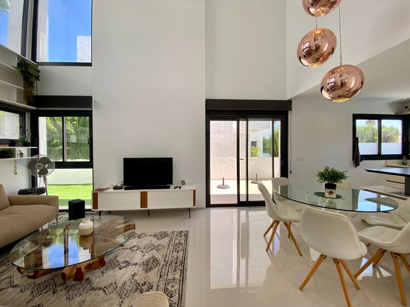3 bedroom Villa for sale