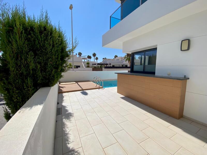 3 bedroom Villa for sale
