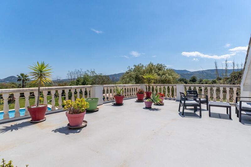 4 bedroom Country House for sale