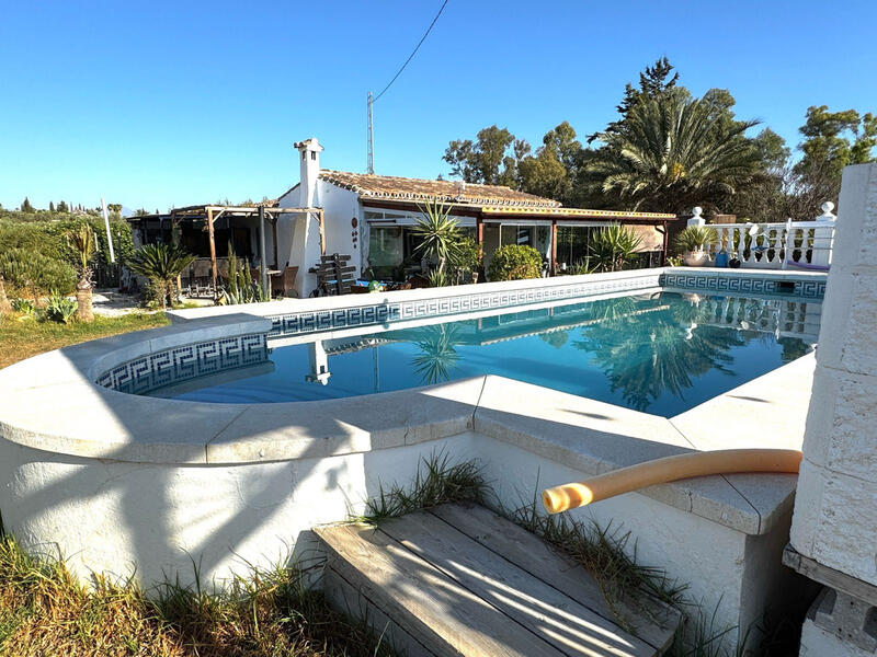 Country House for sale in Alhaurin el Grande, Málaga