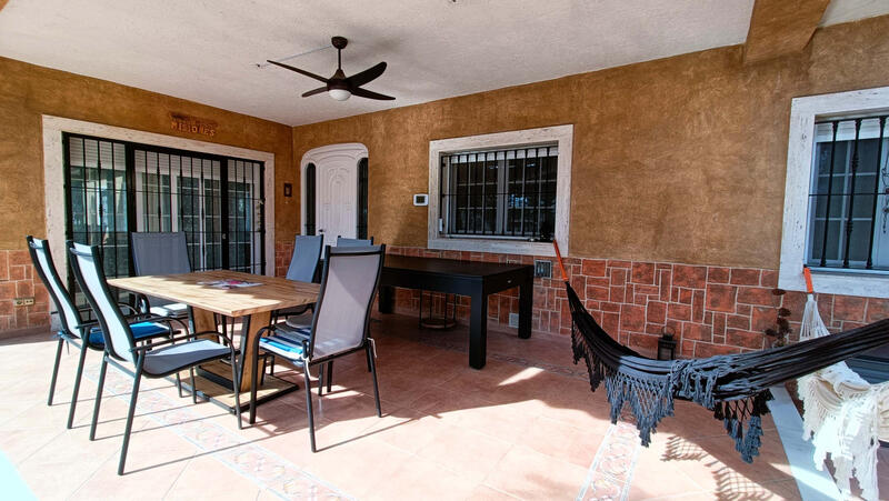 5 bedroom Villa for sale