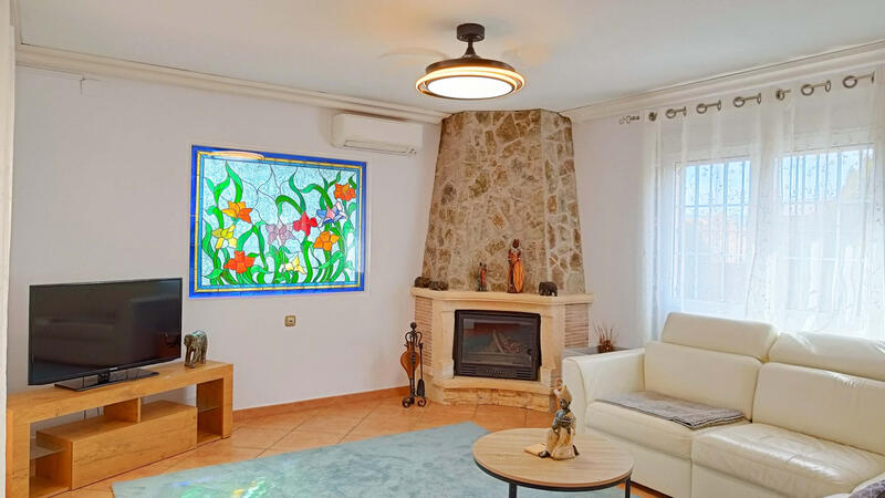 5 bedroom Villa for sale