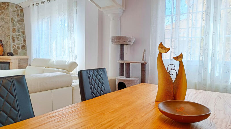 5 bedroom Villa for sale