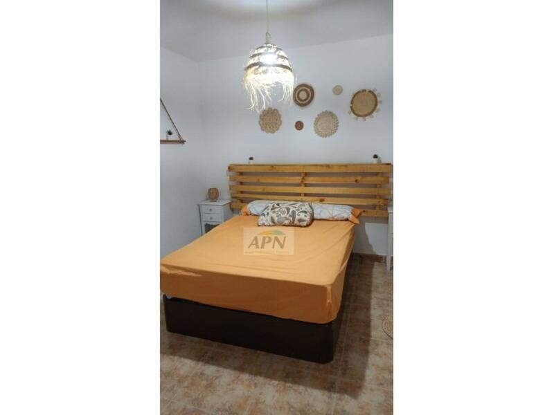 2 bedroom Townhouse for sale