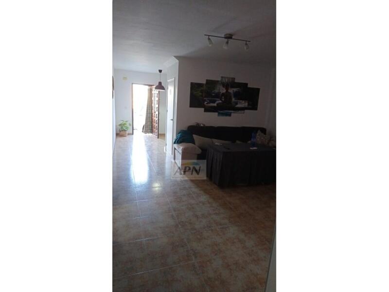 2 bedroom Townhouse for sale