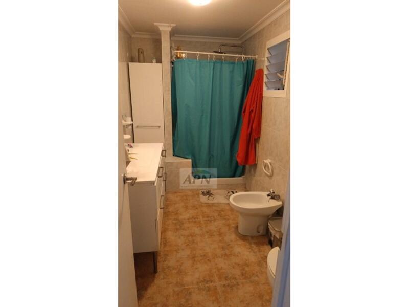 2 bedroom Townhouse for sale