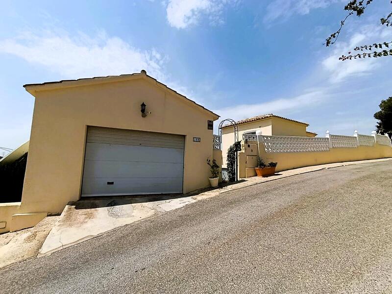 4 Cuarto Villa en venta