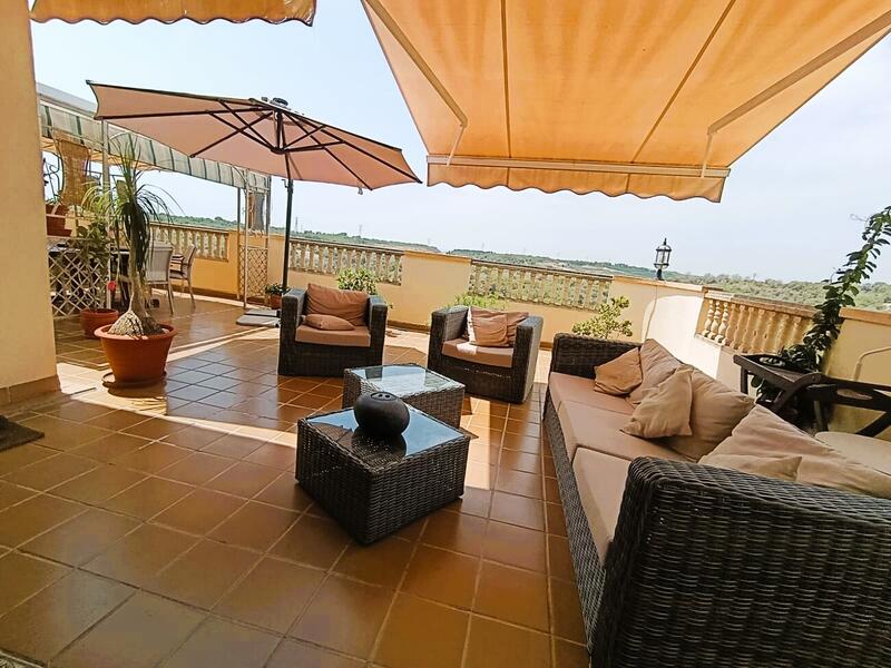 4 Cuarto Villa en venta