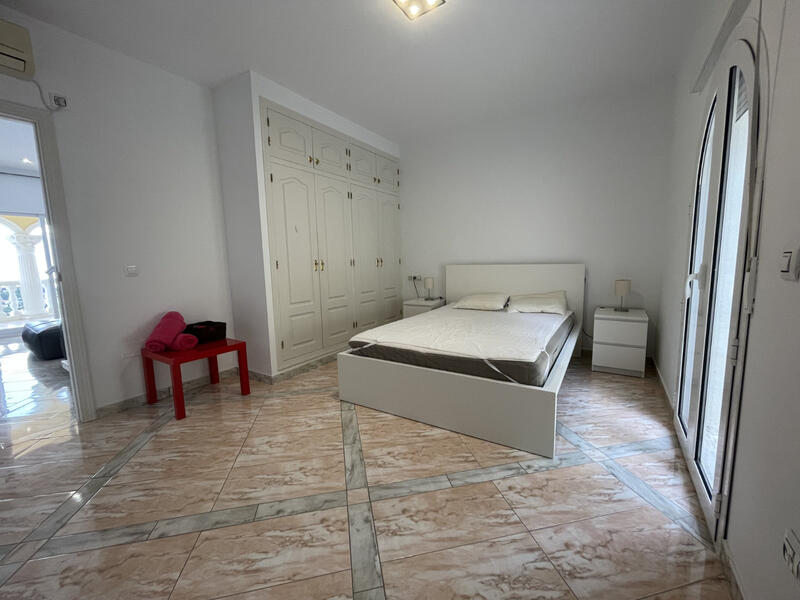 4 sovrum Villa till salu