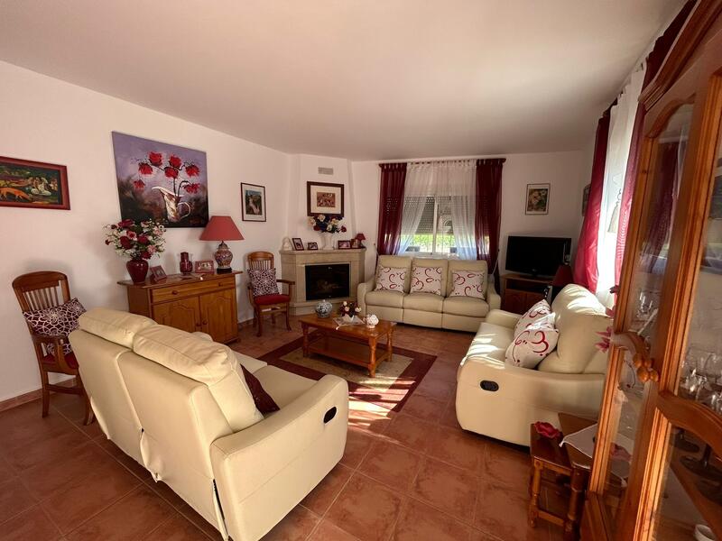 Villa à vendre dans Rafol de Almunia, Alicante