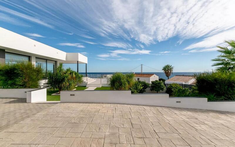 4 bedroom Villa for sale
