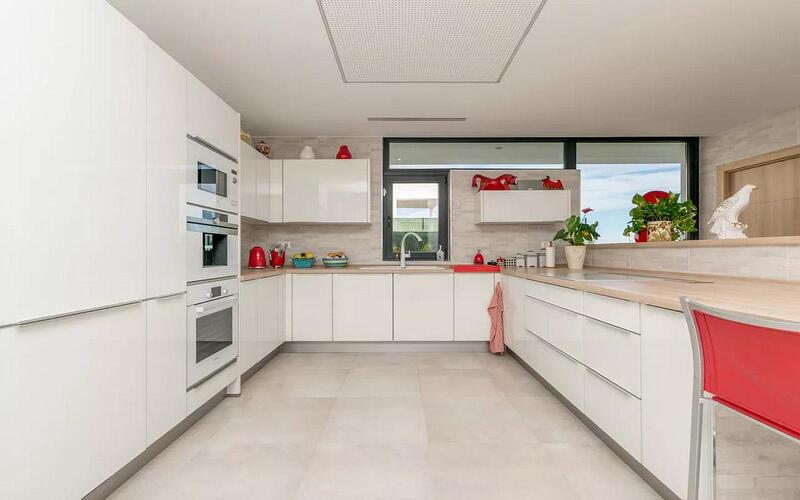 4 bedroom Villa for sale