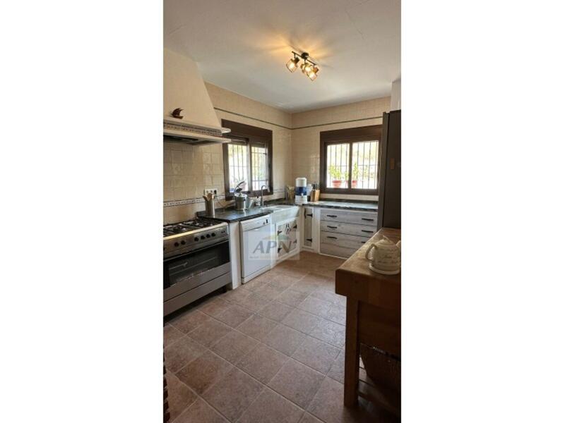 3 bedroom Country House for sale