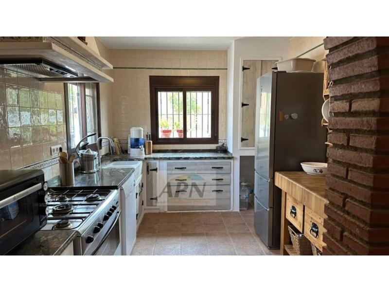 3 bedroom Country House for sale