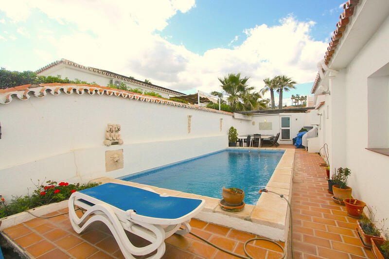 4 bedroom Villa for sale